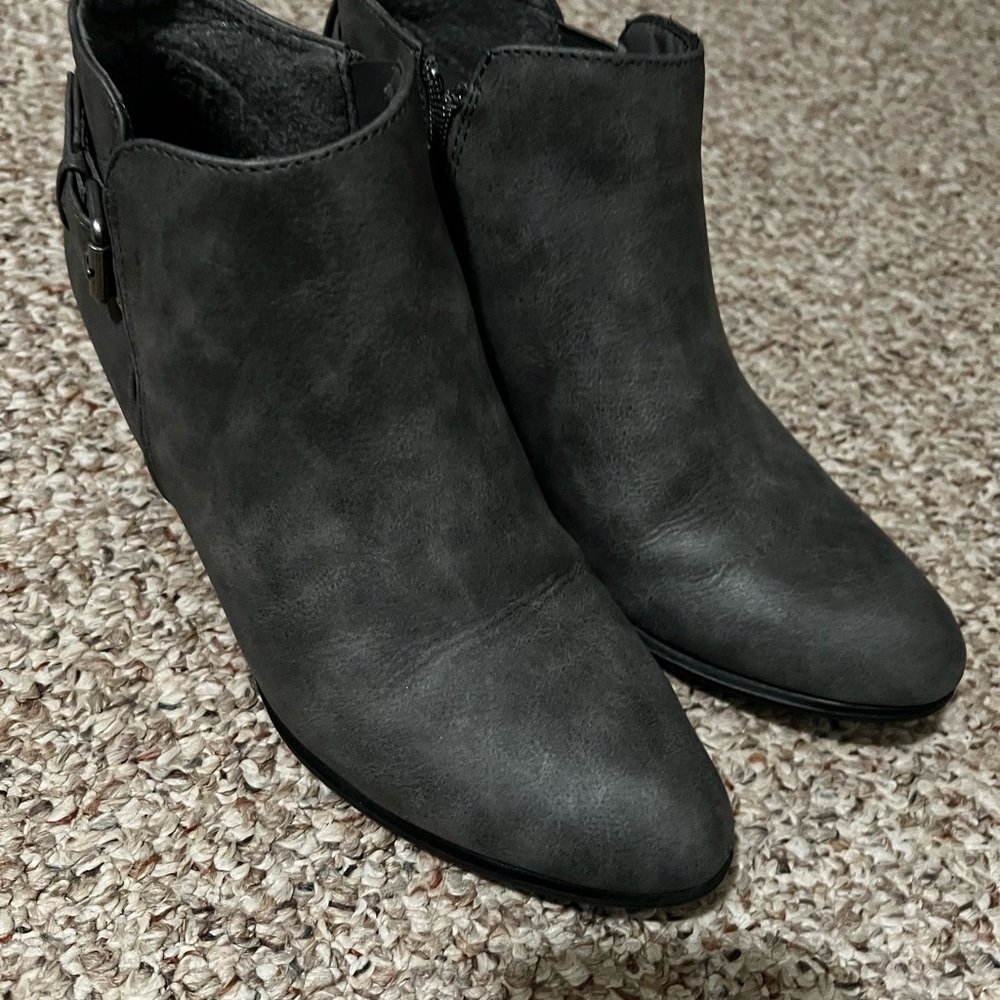 Women's Gray Ankle Boots